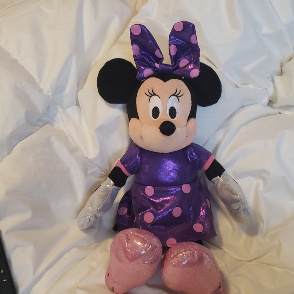 Disney Minnie Mouse Plushie